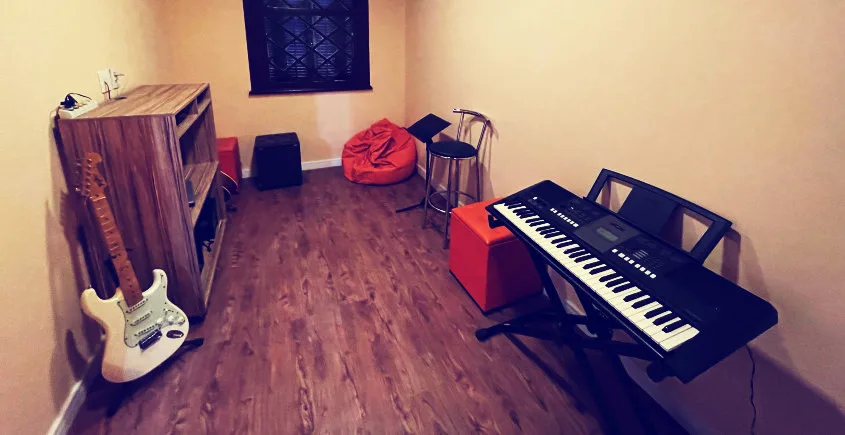 Sala de ensaio S4 - Estúdio Camila Senne